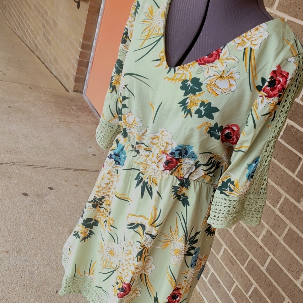 Luna Tuccini floral mini green dress 8